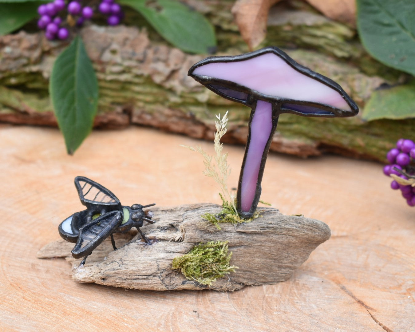 Glass mushroom and bumblebee #100