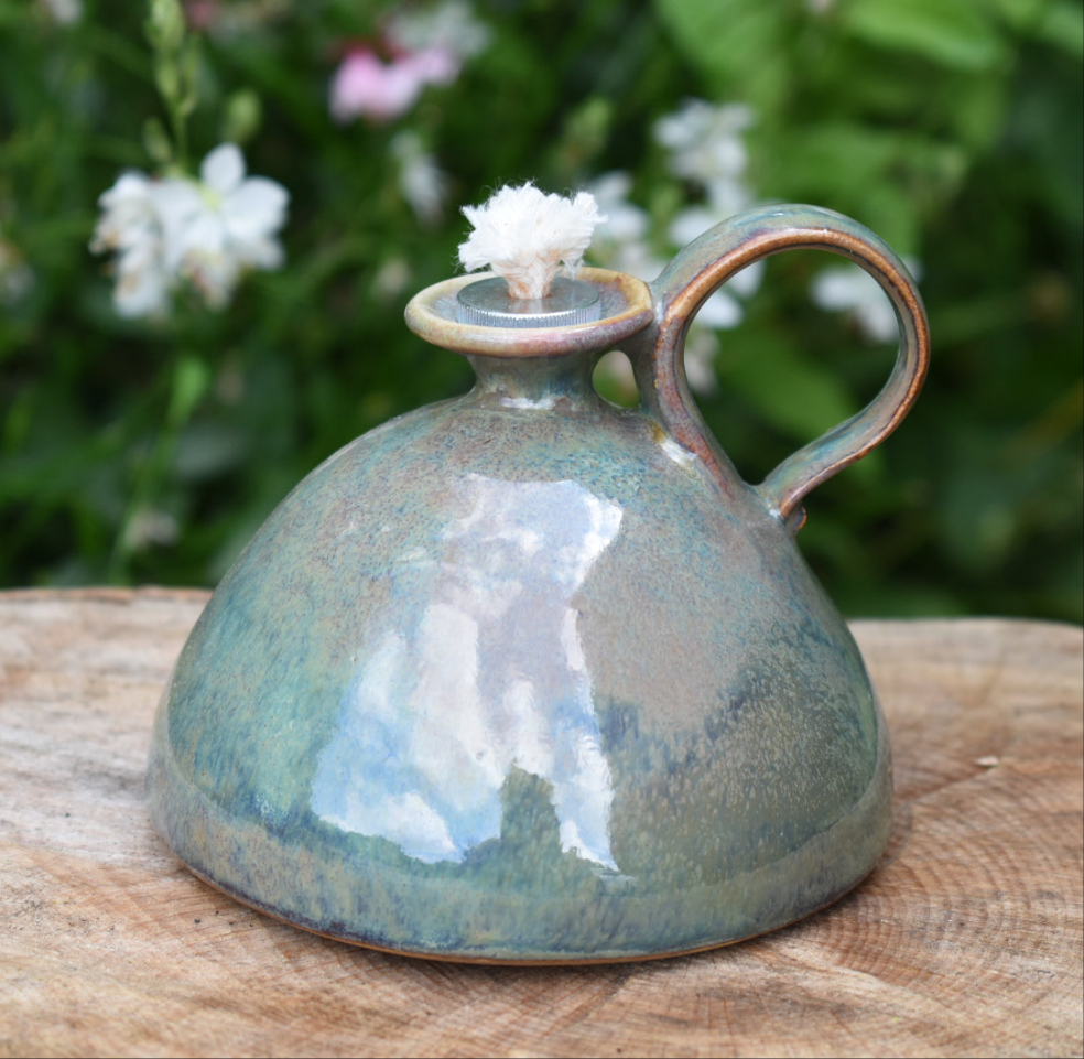 Oil lamp