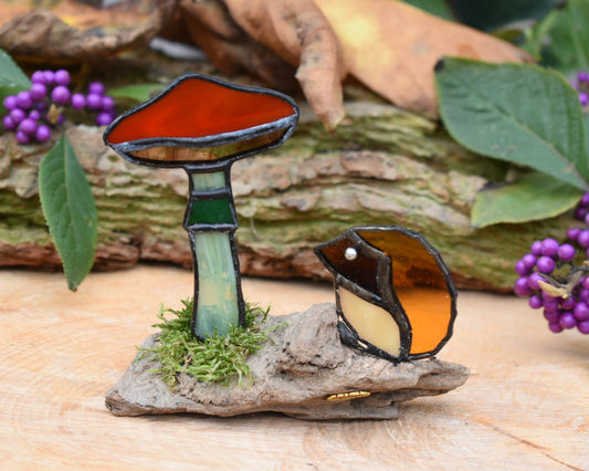 Glass mushroom and hedgehog #109