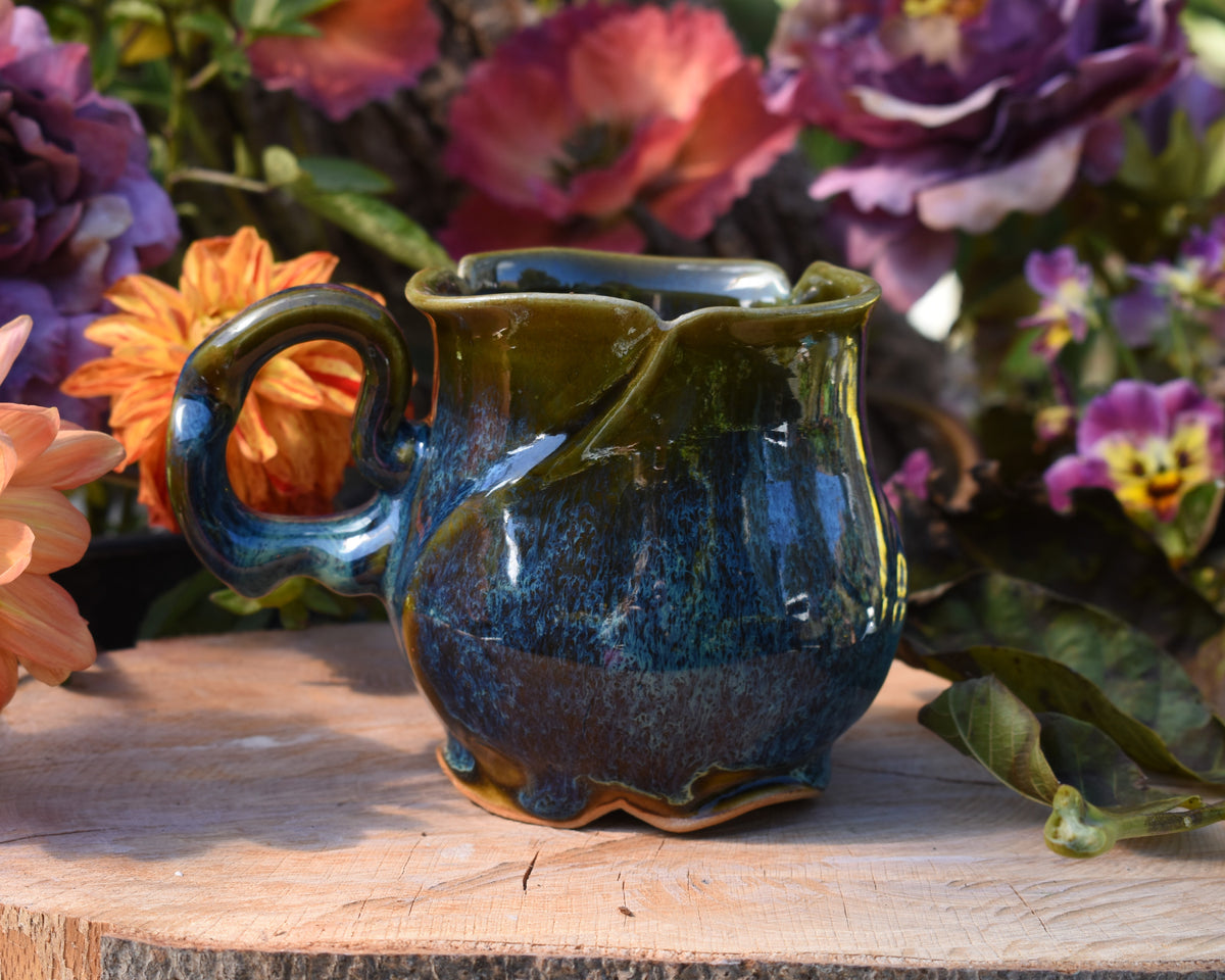 Rosebud mug #203