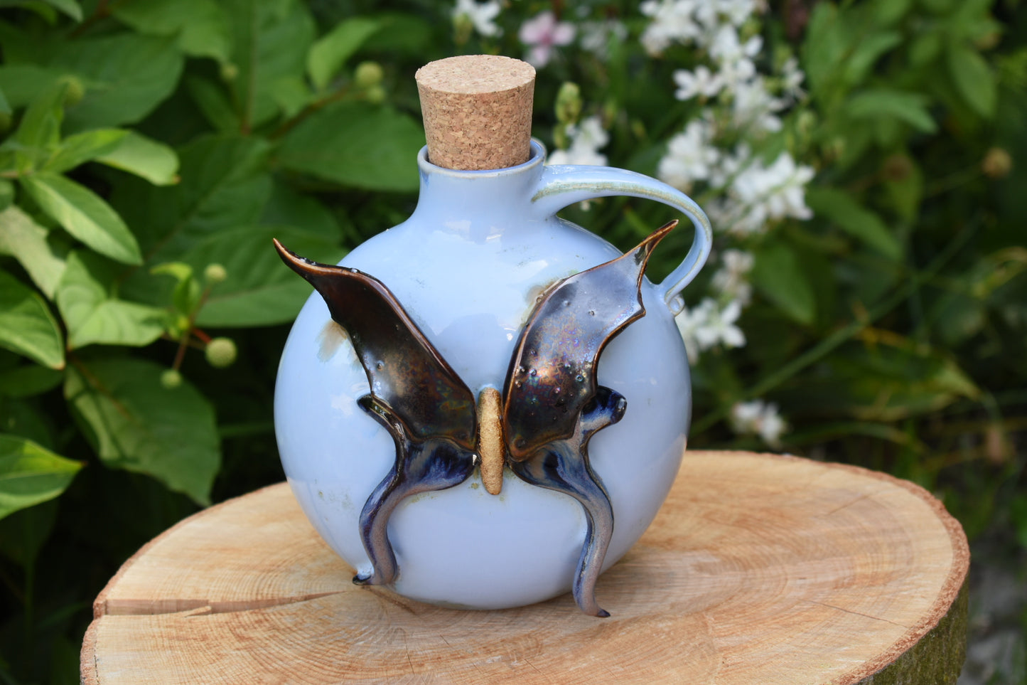 Butterfly flask